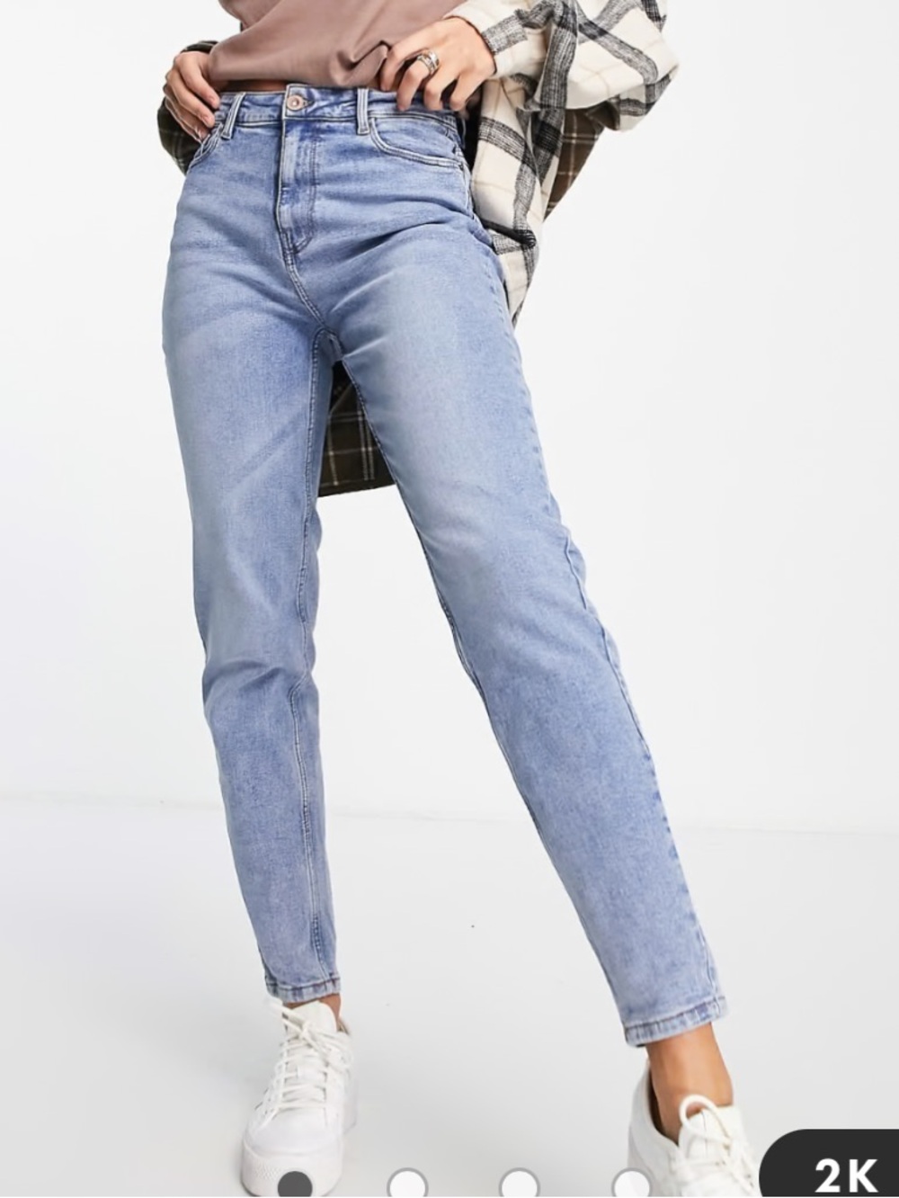 High-Rise Strigid Mom Jeans